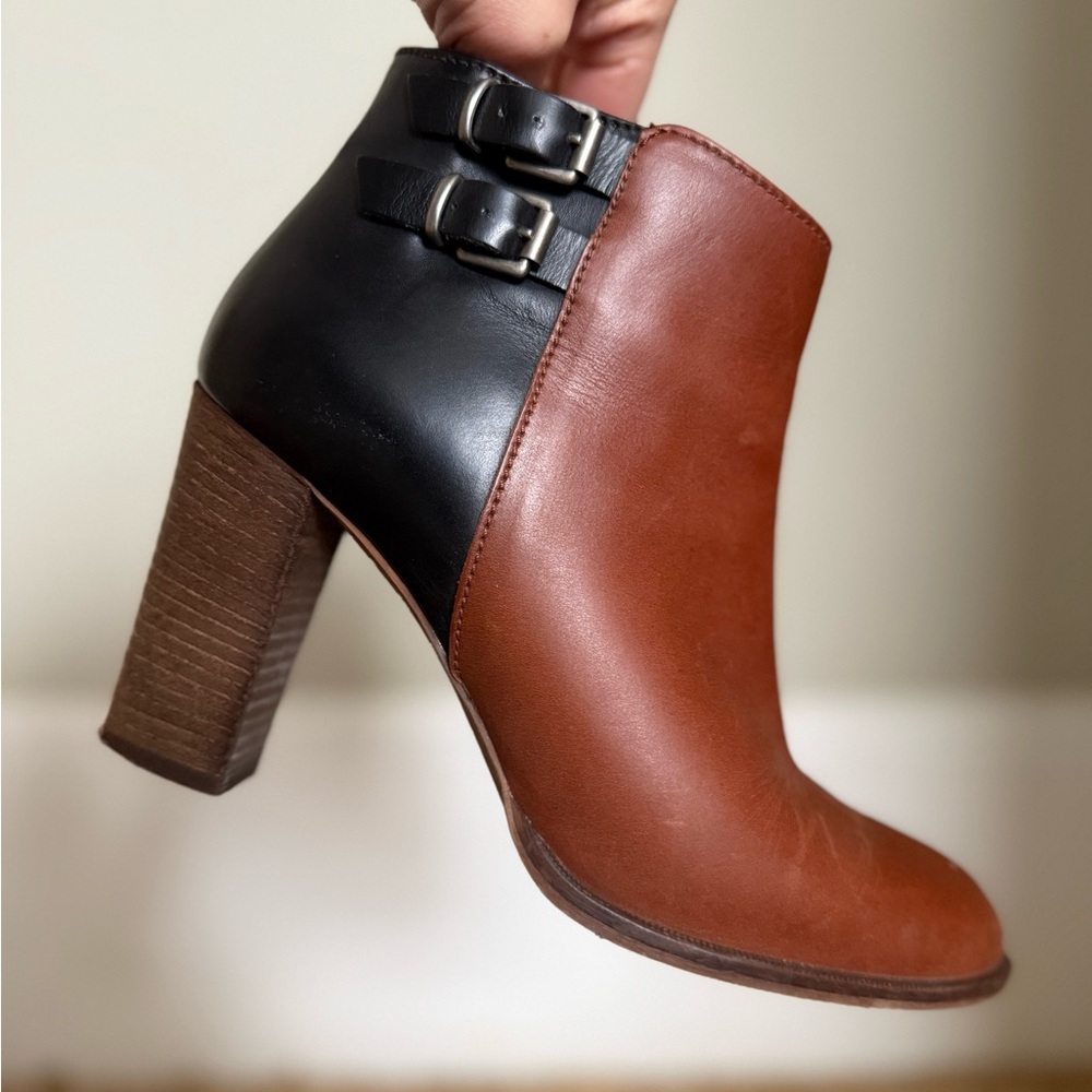Madewell | Brown and Black Heeled Boots with Chunky Heel and Two-Tone Design